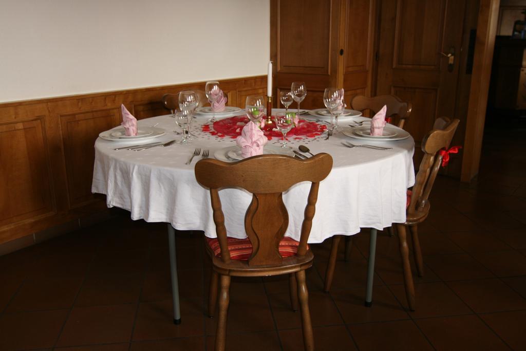 Hotel Lindenhof Rhynern Екстериор снимка