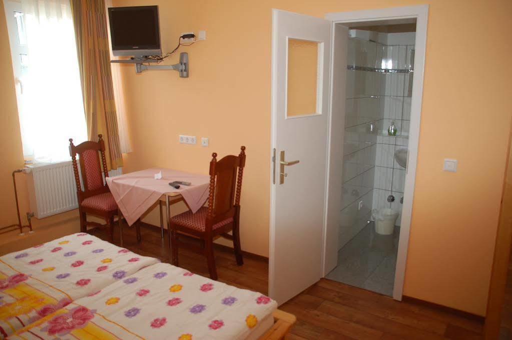 Hotel Lindenhof Rhynern Екстериор снимка