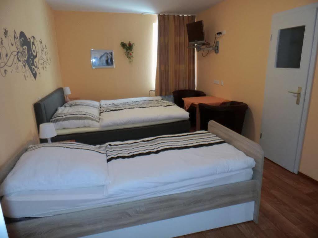 Hotel Lindenhof Rhynern Екстериор снимка