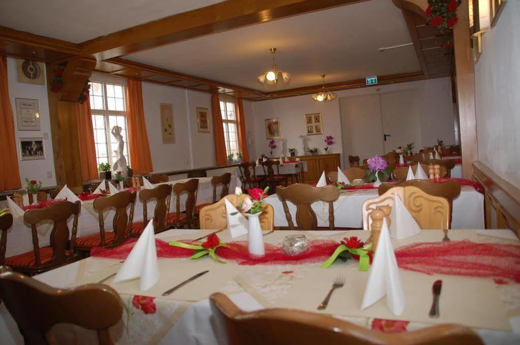 Hotel Lindenhof Rhynern Екстериор снимка